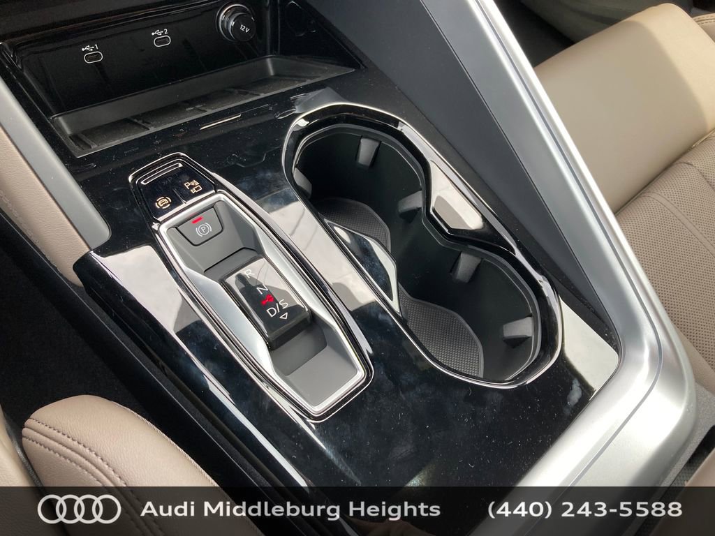 Certified 2025 Audi Q5 Premium w/ Convenience Package image 40