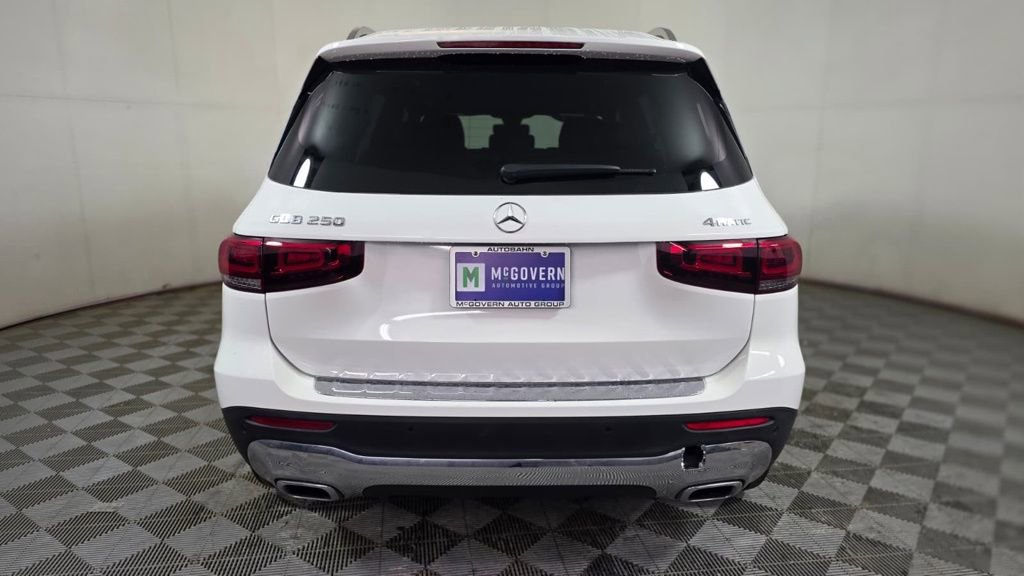 Used 2023 Mercedes-Benz GLB 250 4MATIC image 5