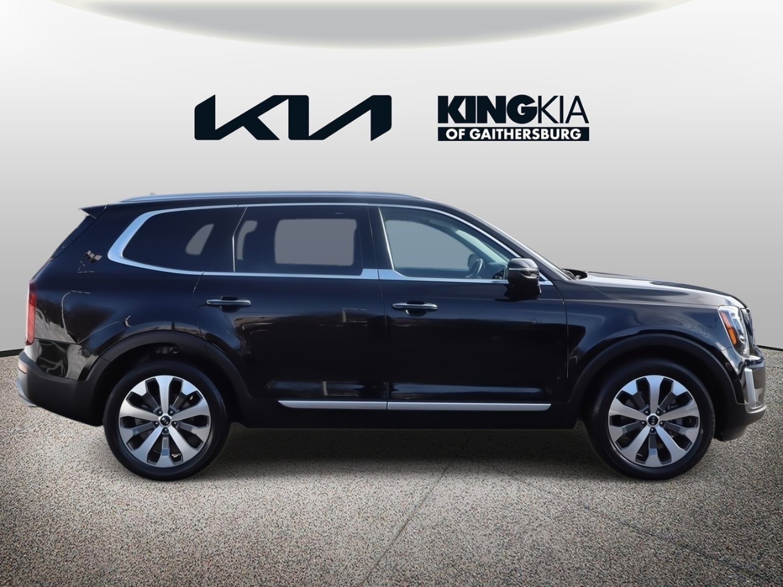 Used 2021 Kia Telluride S image 2