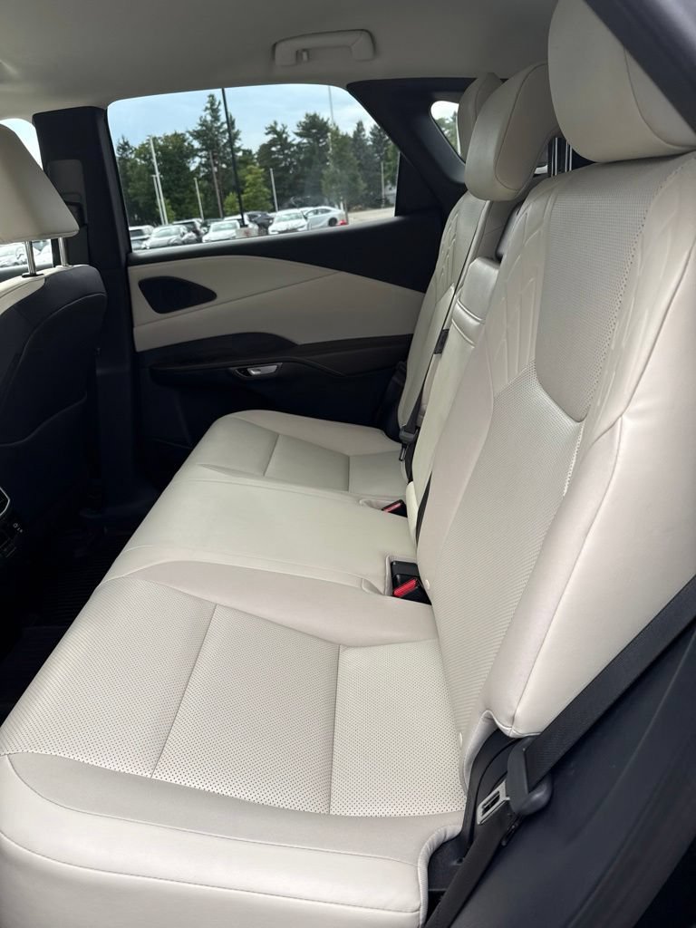 Used 2024 Lexus RX 350 Premium w/ Convenience Package AWD/4WD image 5