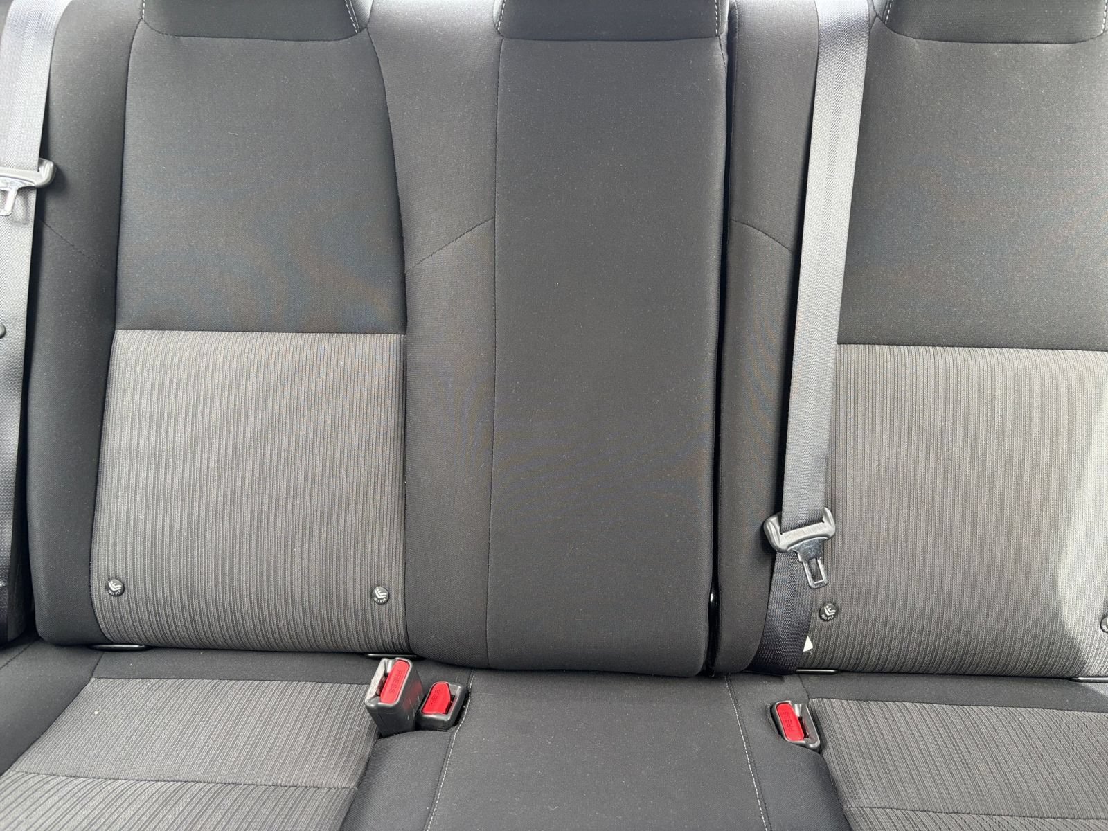 Used 2025 Nissan Sentra SV FWD image 36