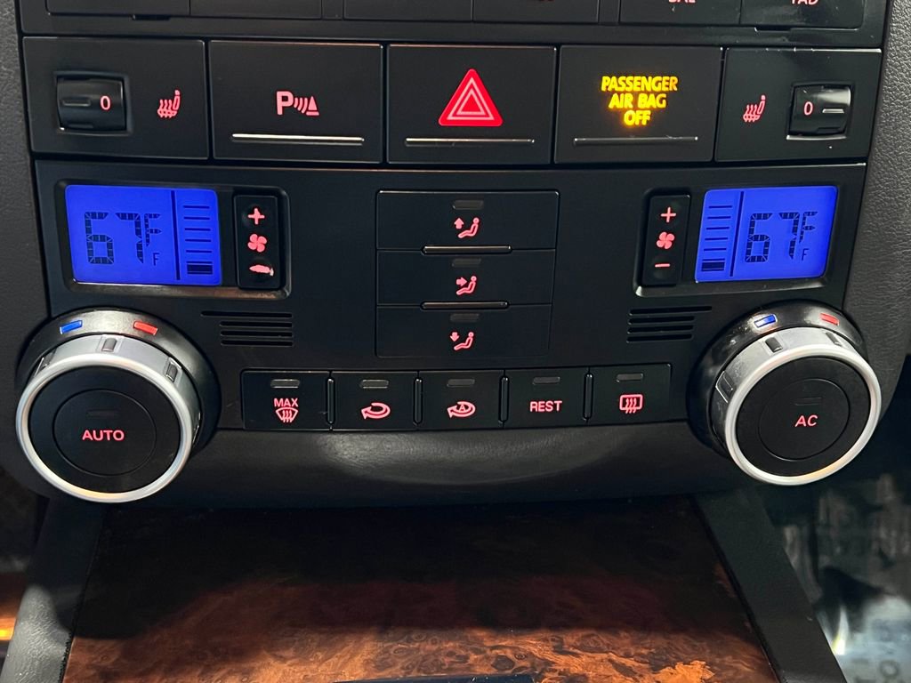 Used 2008 Volkswagen Touareg V6 AWD/4WD image 27