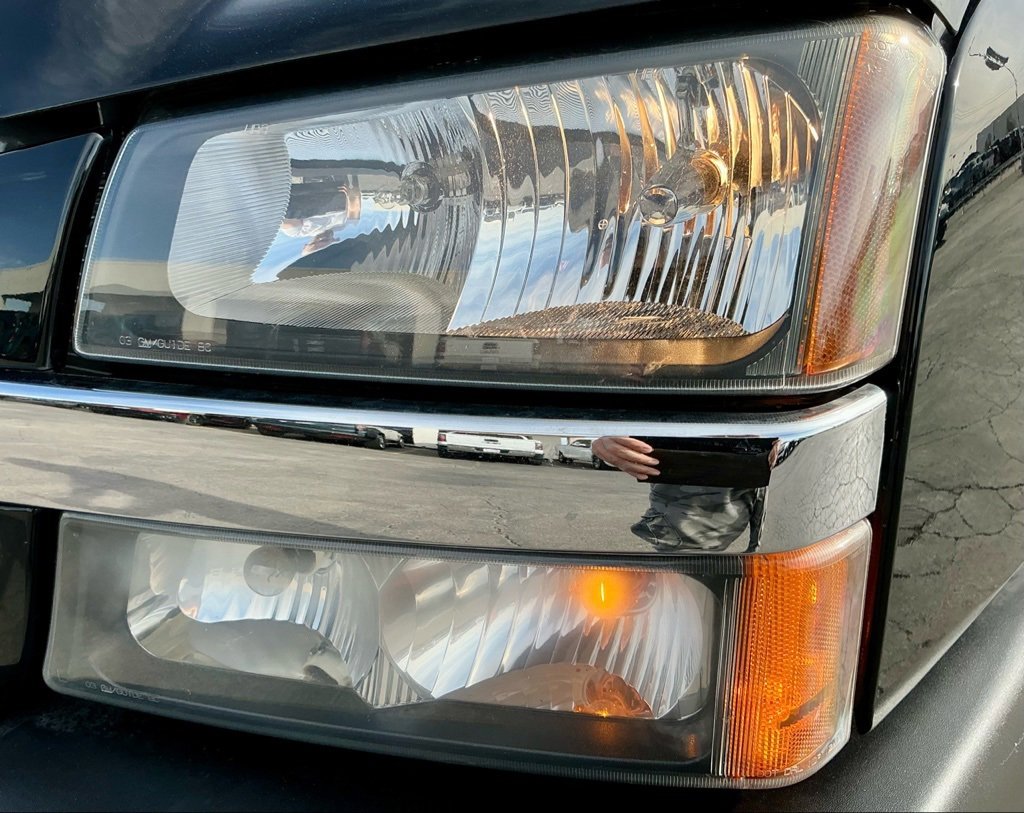 Used 2005 Chevrolet Avalanche Z66 w/ Sun And Sound Package image 10