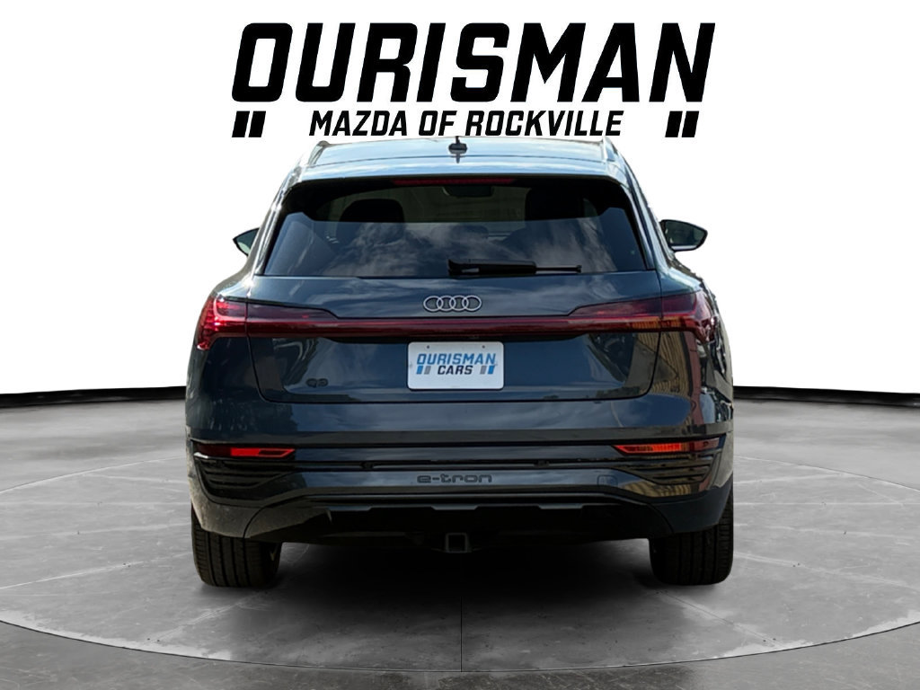 Used 2024 Audi Q8 e-tron Premium Plus w/ Premium Plus Package AWD/4WD image 5
