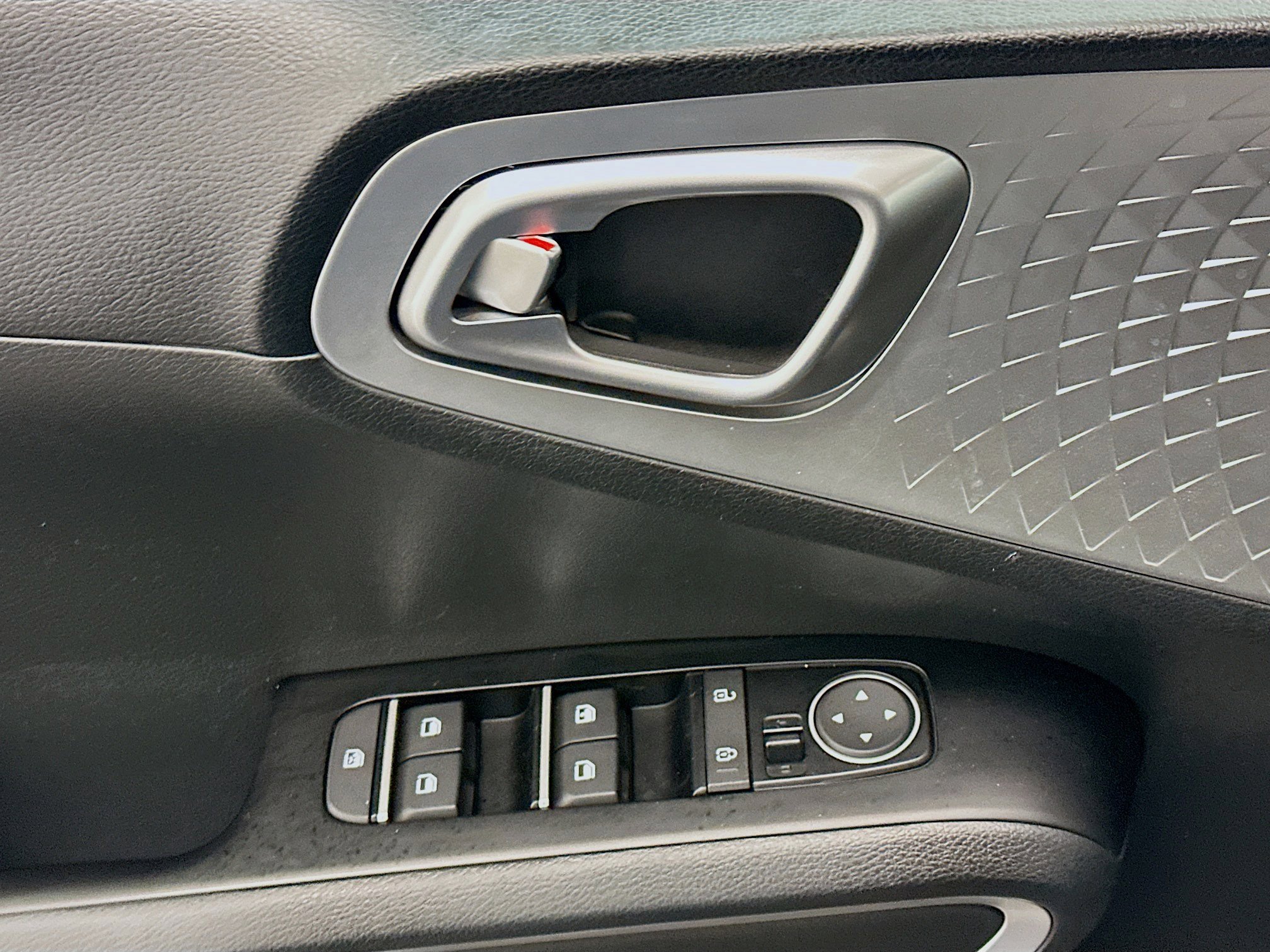 Used 2025 Kia Soul LX w/ LX Technology Package FWD image 15
