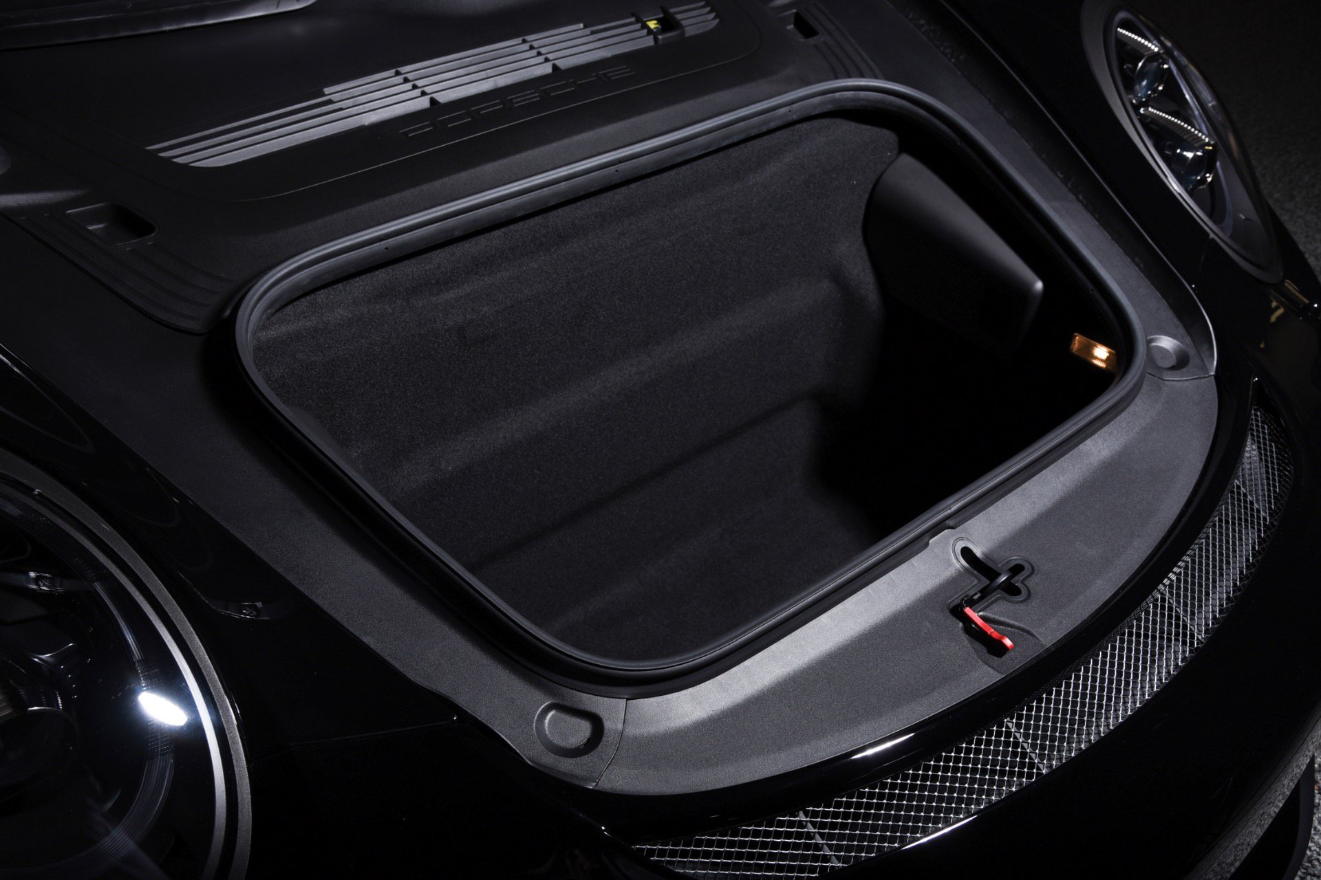 Used 2016 Porsche 911 R RWD image 37
