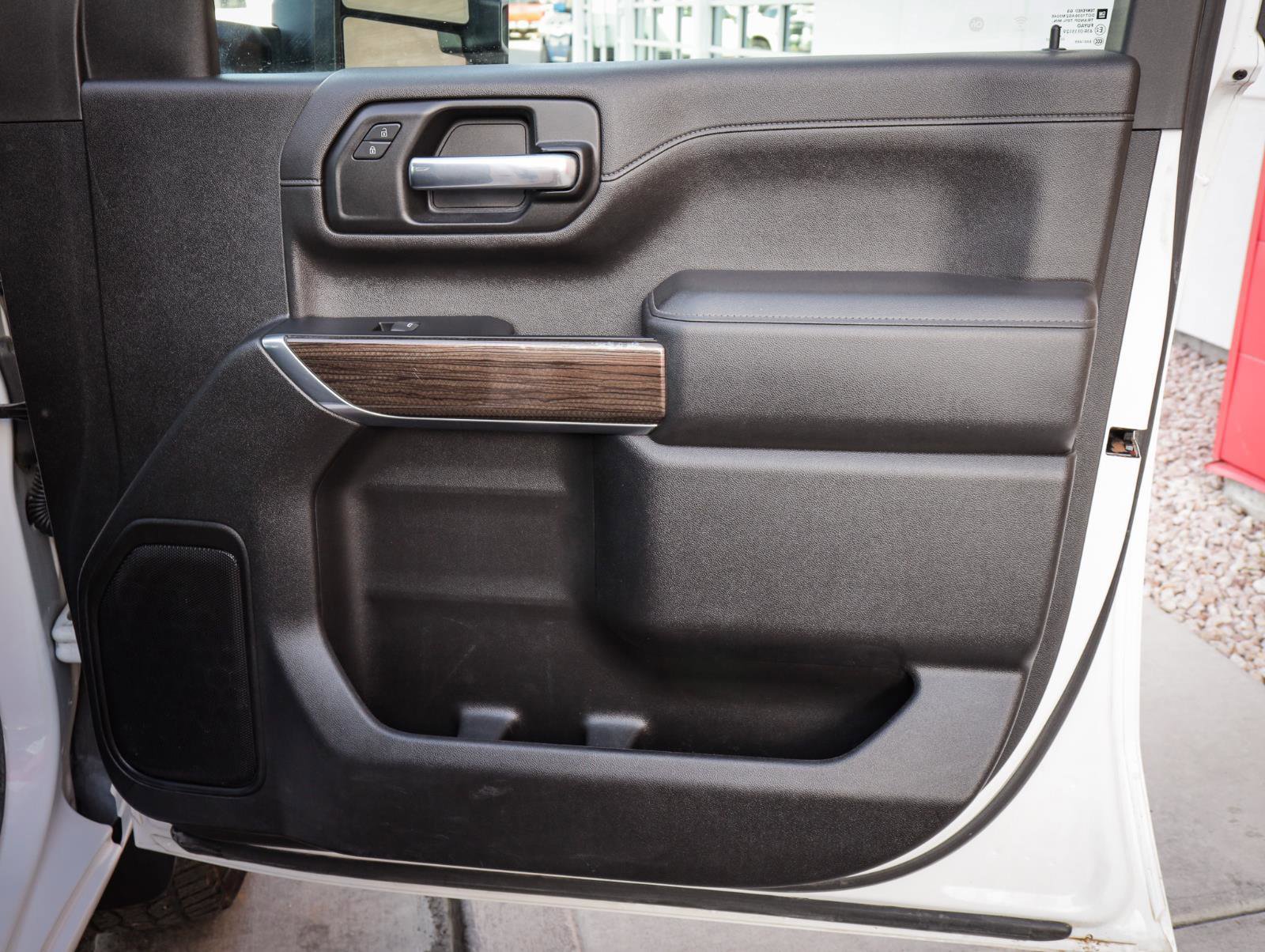 Used 2023 Chevrolet Silverado 2500 LT image 25