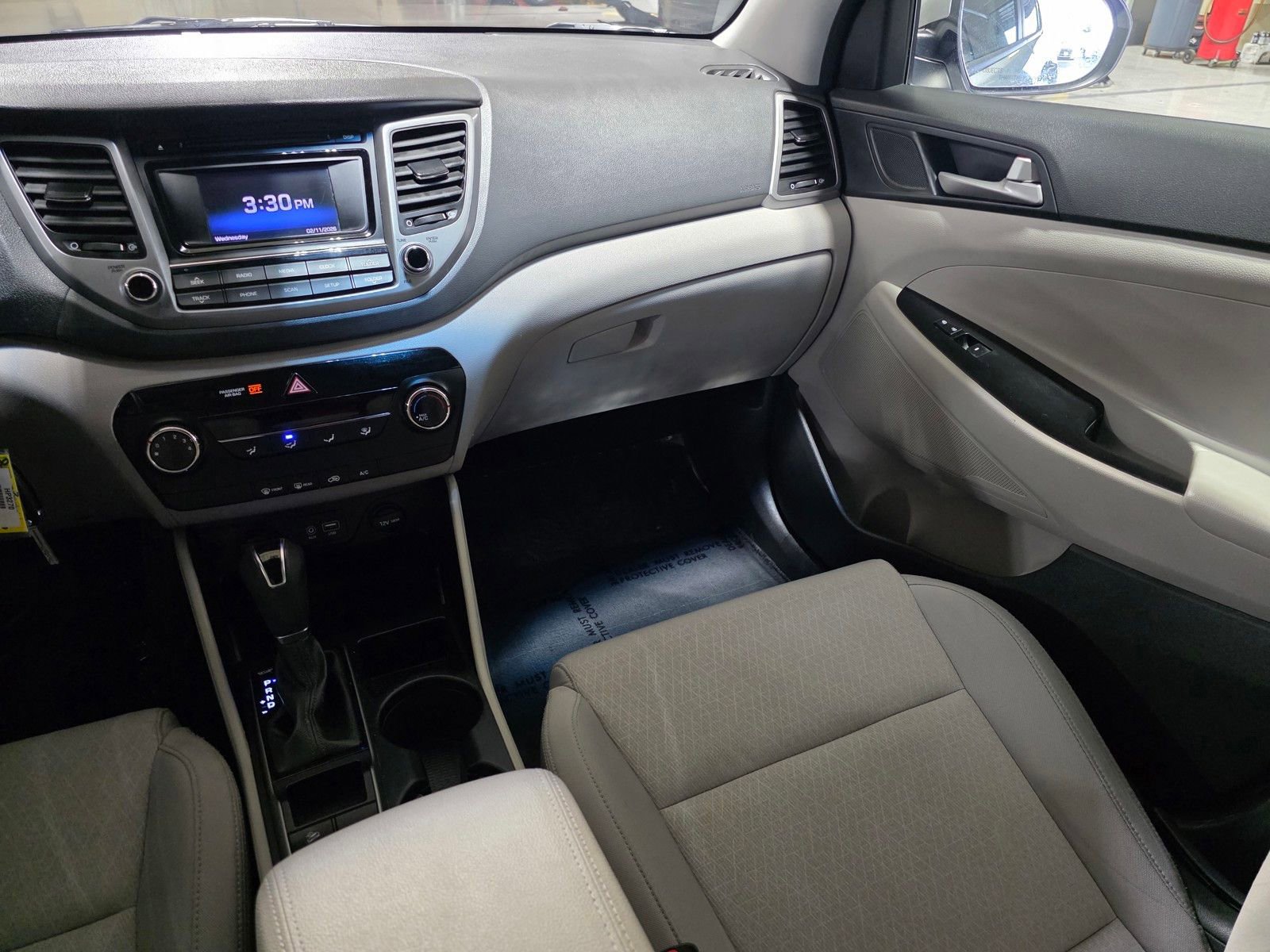 Used 2018 Hyundai Tucson SE image 17