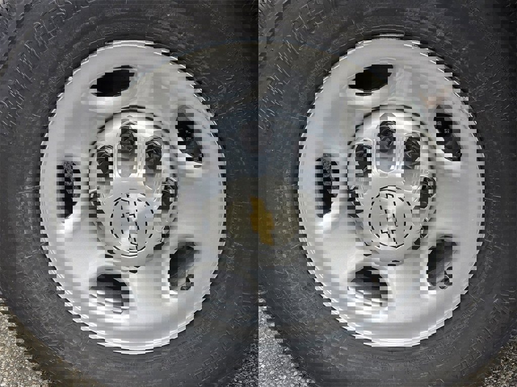 New 2025 Chevrolet Express 2500 w/ Communications Package image 17