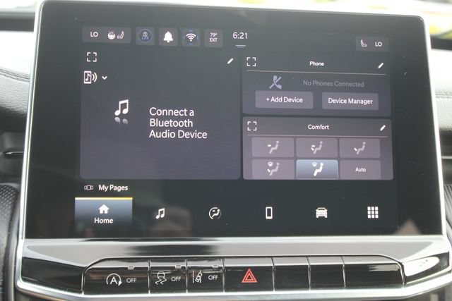 Used 2025 Jeep Compass Latitude w/ Convenience Group AWD/4WD image 4