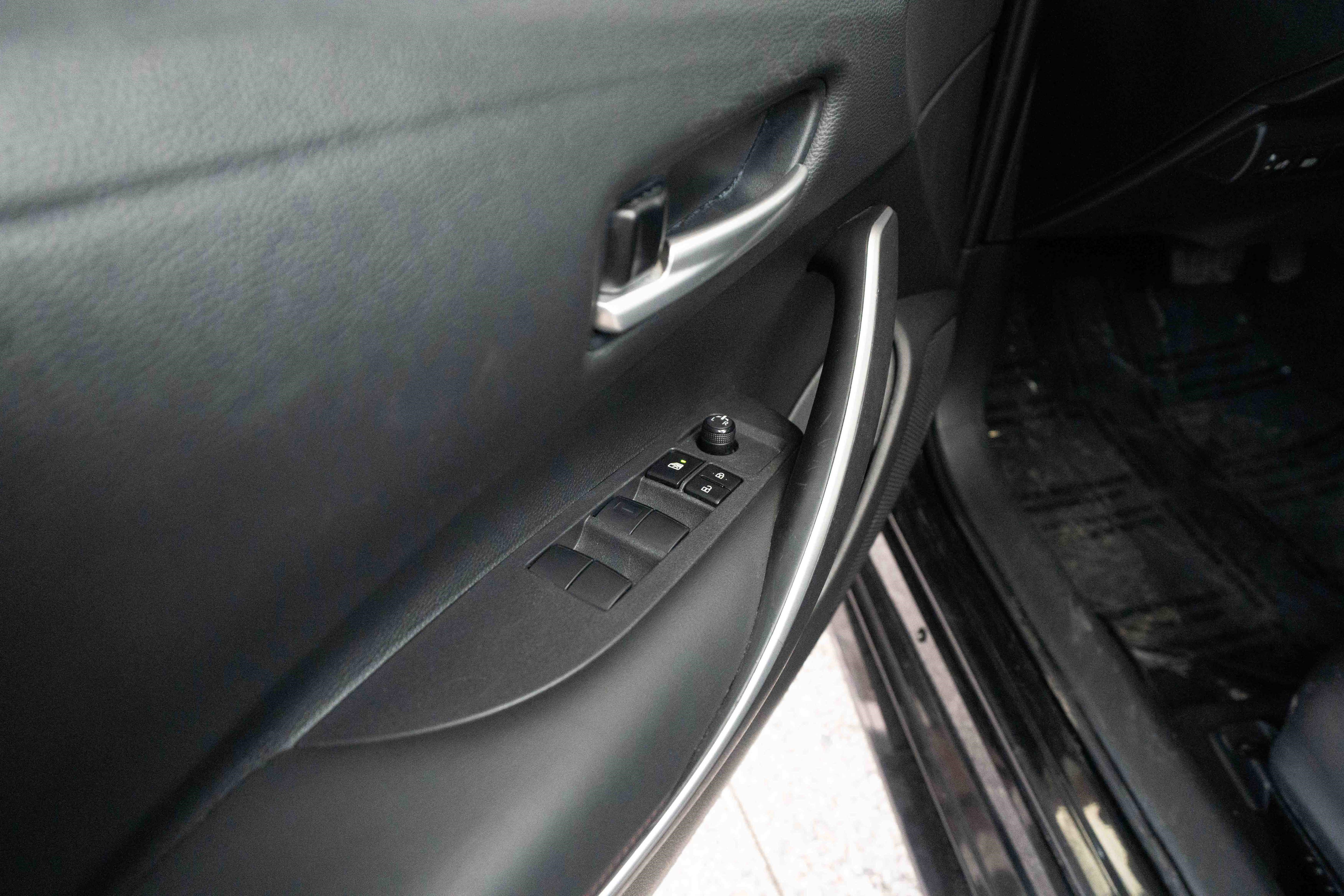 Used 2024 Toyota Corolla SE image 7