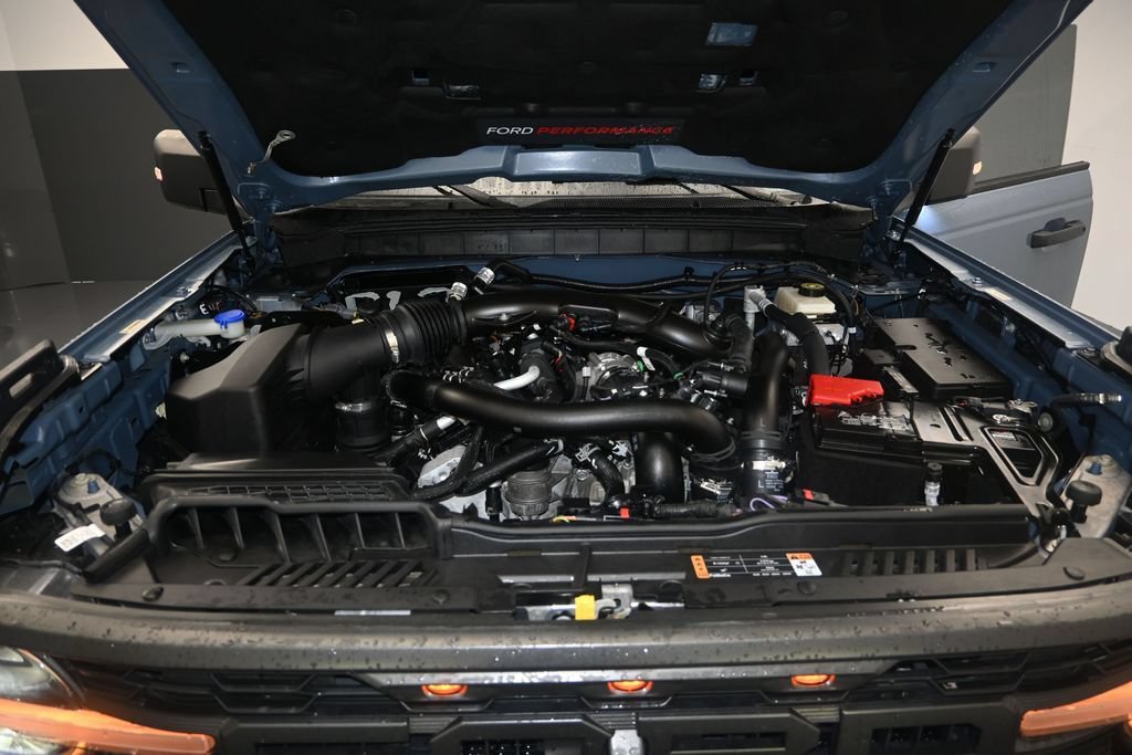 Certified 2024 Ford Bronco Raptor w/ Interior Carbon Fiber Pack 6 AWD/4WD image 18
