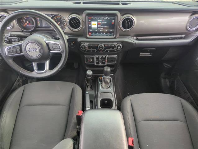 Used 2018 Jeep Wrangler Unlimited Sahara image 13