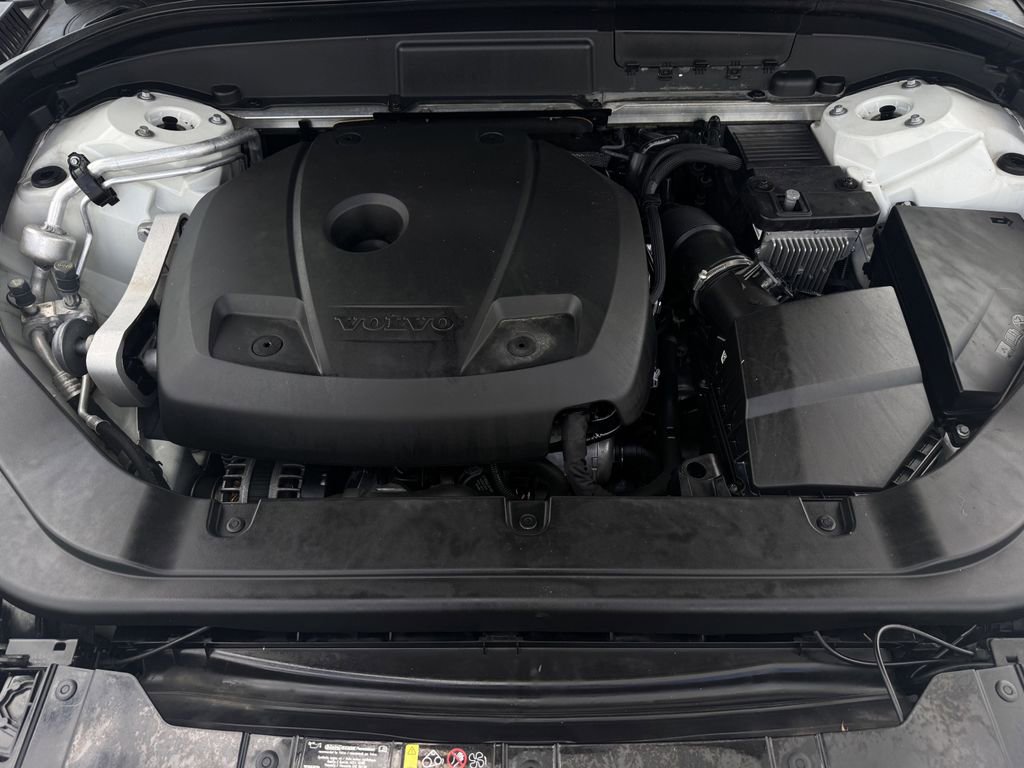 Used 2020 Volvo XC60 T5 Inscription image 31