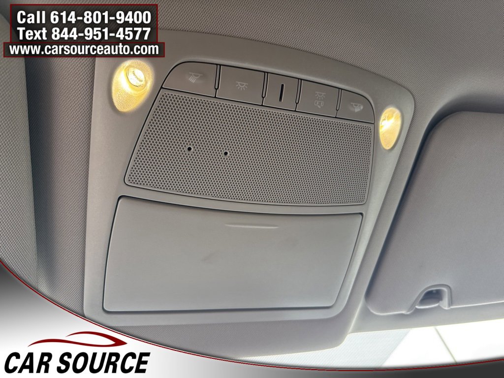 Used 2018 Nissan Rogue SV w/ Premium Package image 27