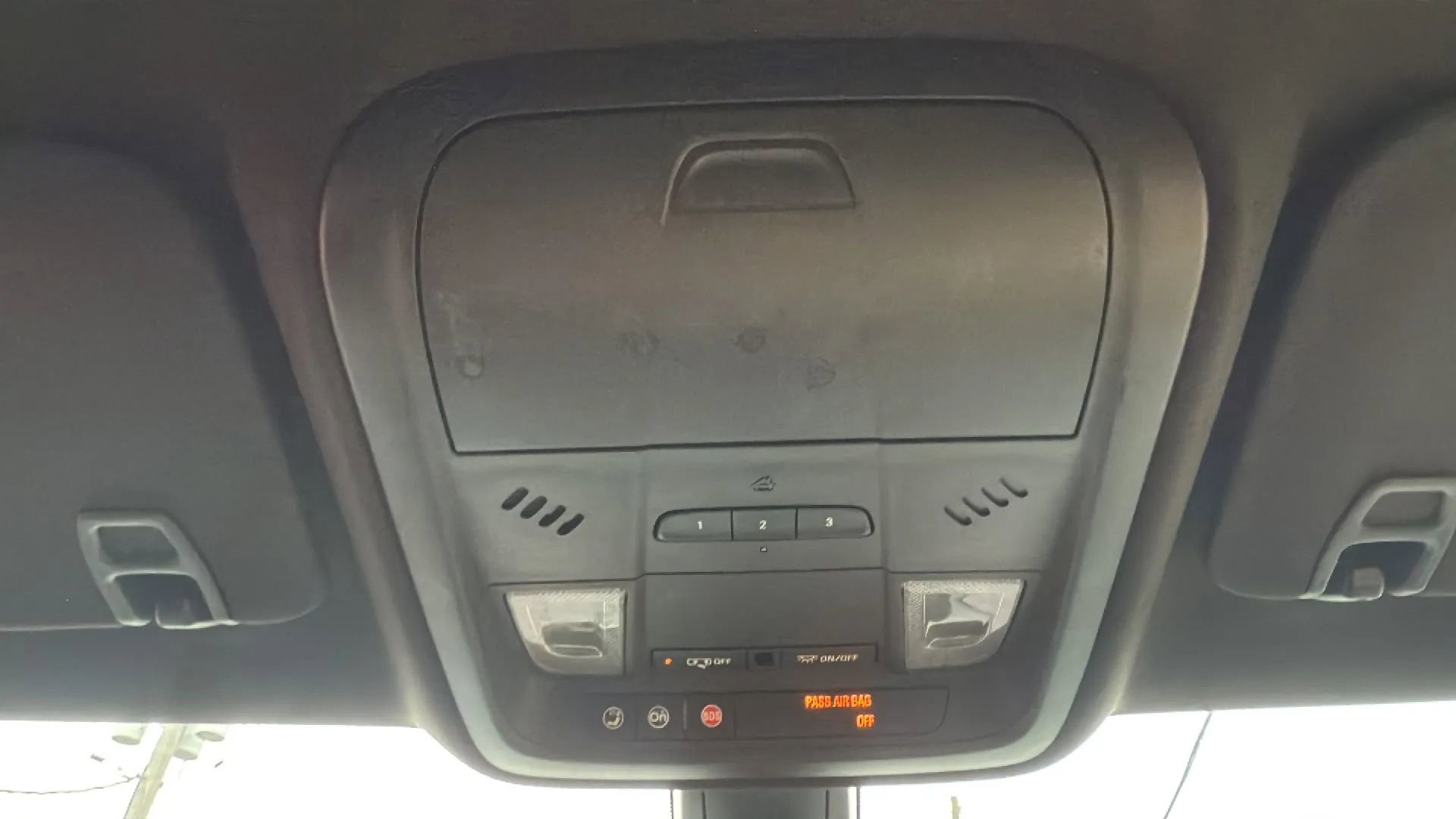 Used 2017 Cadillac XT5 FWD image 21