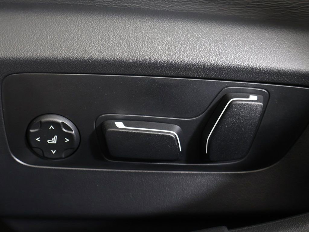 Used 2025 BMW M5 Touring image 38