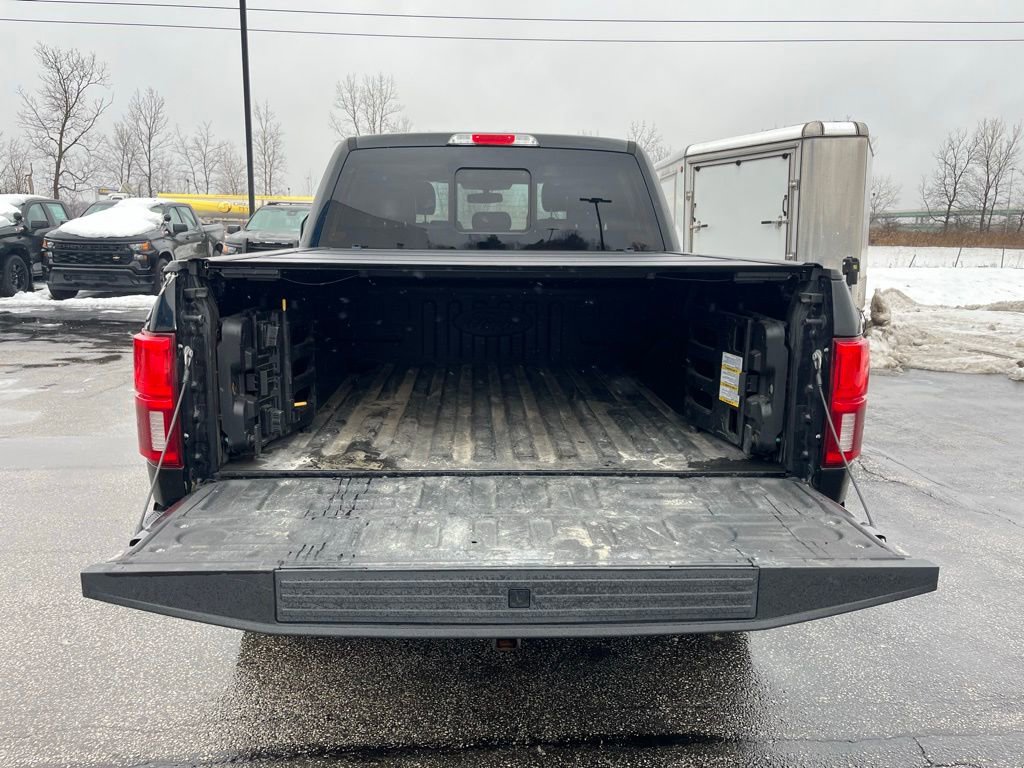Used 2018 Ford F150 Platinum w/ Equipment Group 701A Luxury image 34