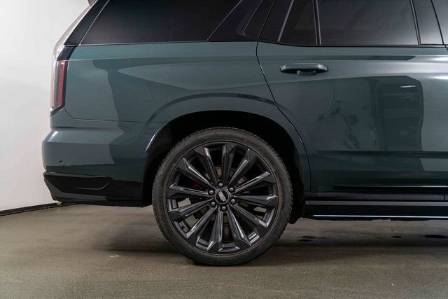 Used 2025 Cadillac Escalade V w/ LPO, Floor Liner Package image 10