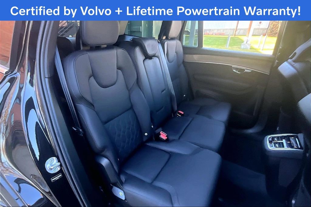 Used 2025 Volvo XC90 B6 Plus image 35