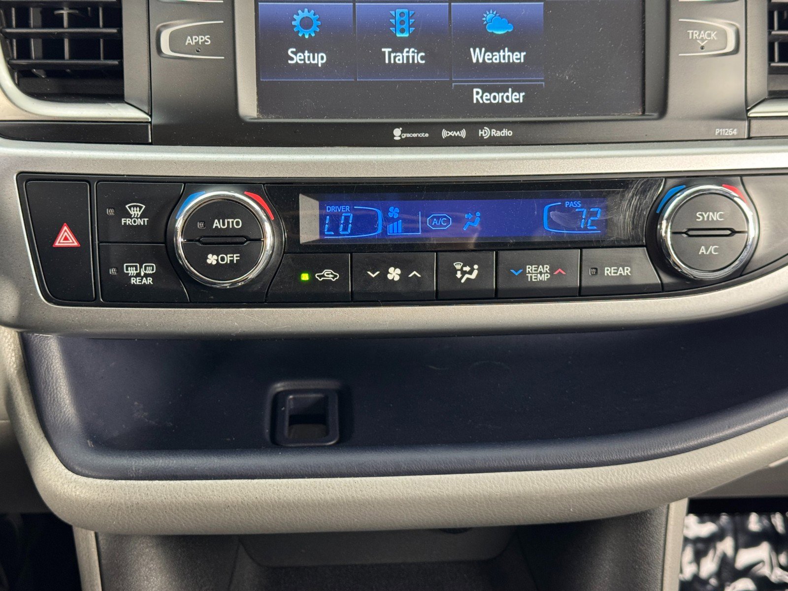 Used 2016 Toyota Highlander Plus image 24