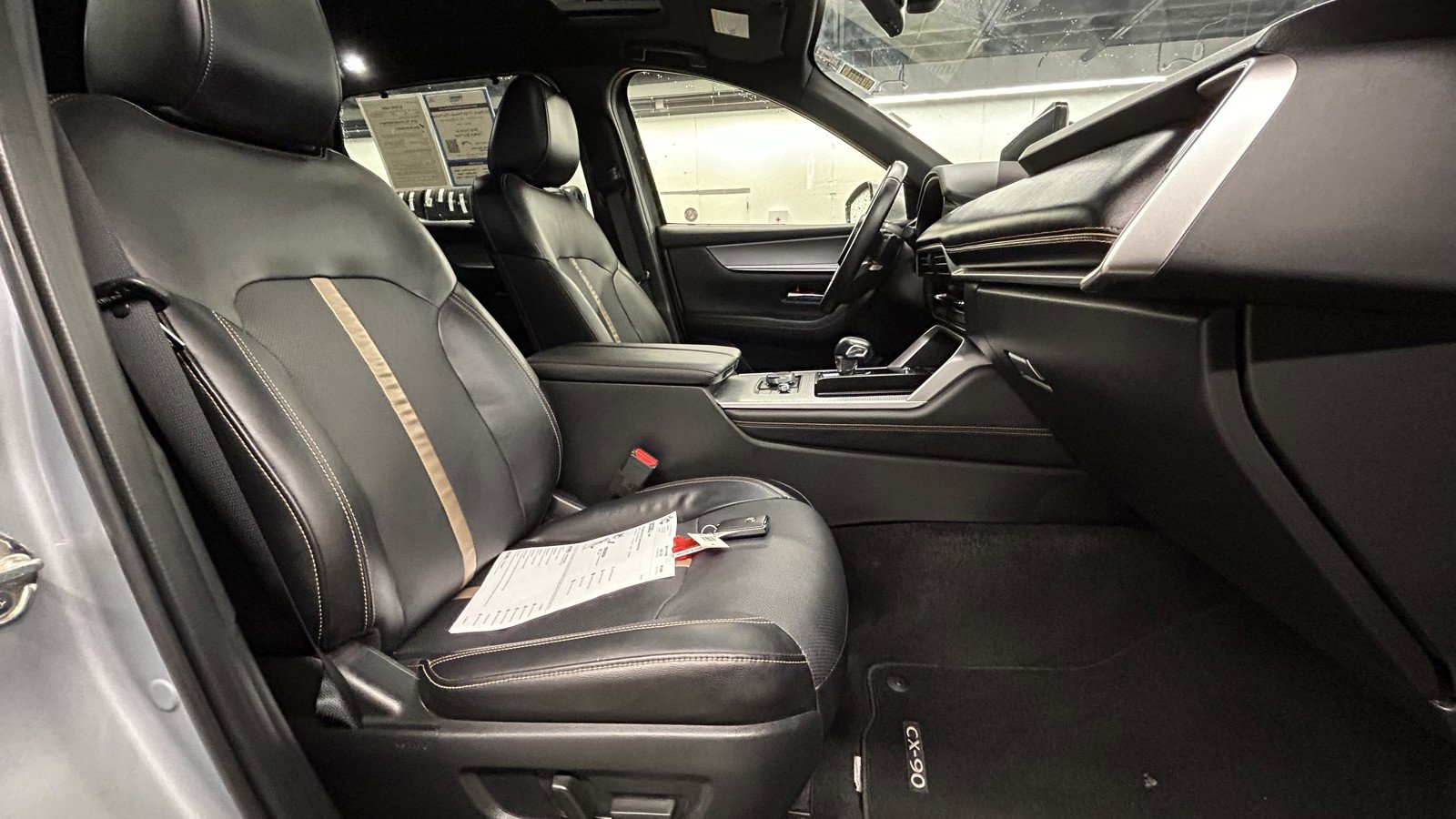 Used 2025 MAZDA CX-90 3.3 Turbo w/ Premium Plus Pkg image 21