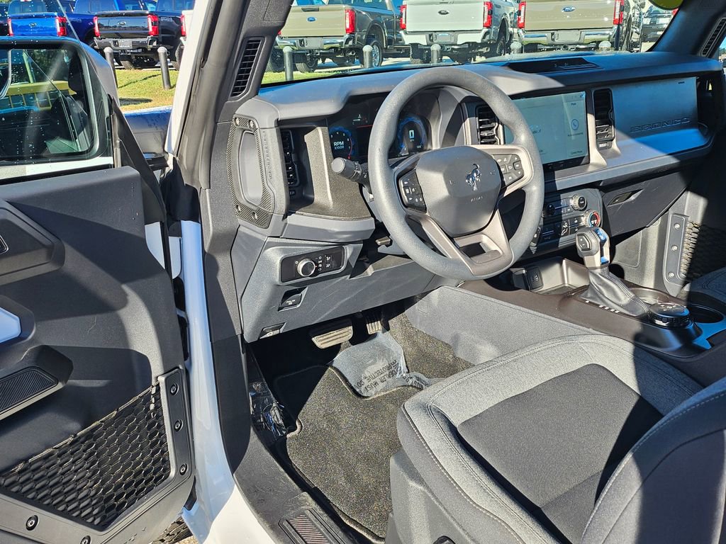 New 2025 Ford Bronco 2-Door image 23