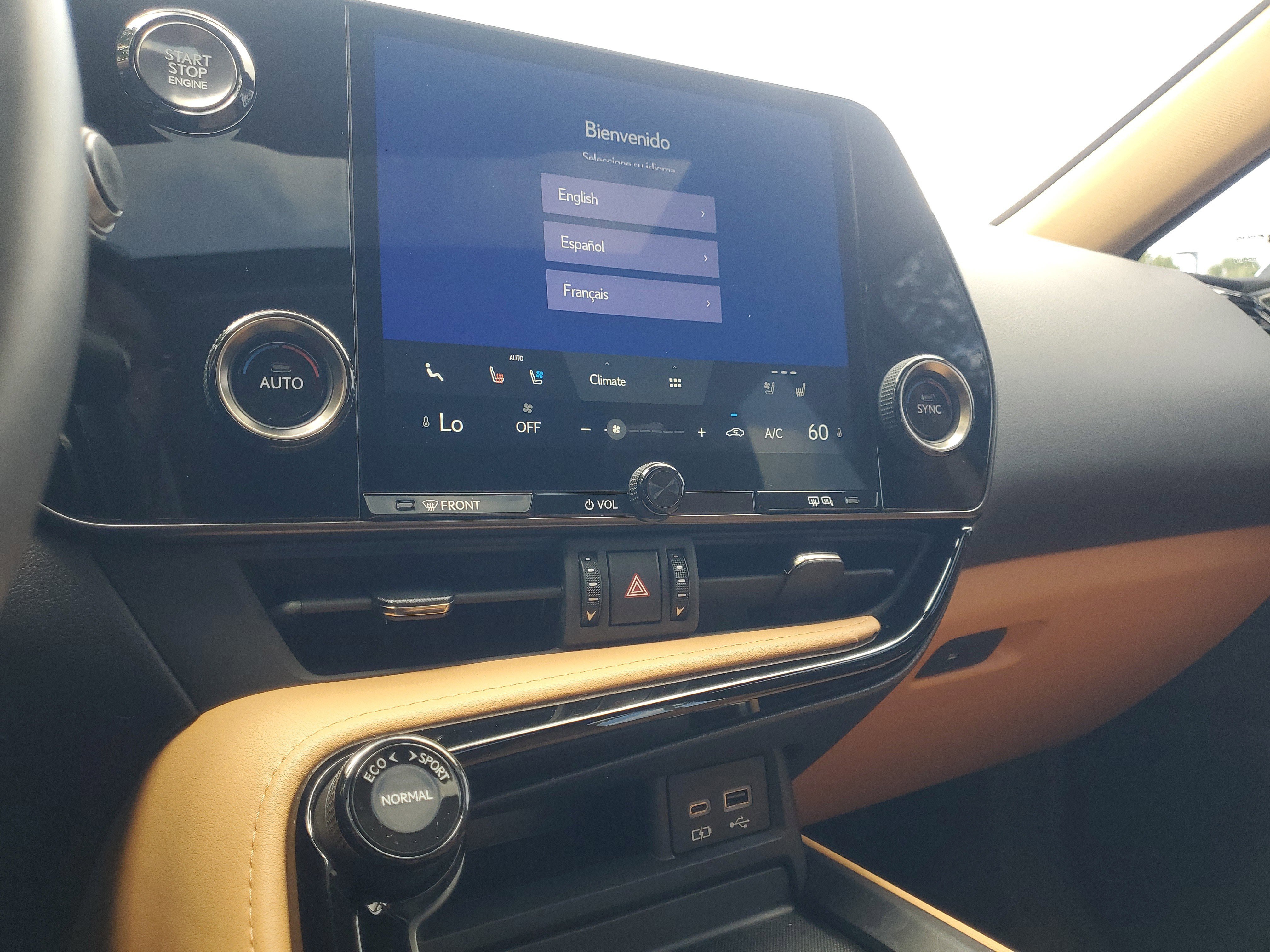 Used 2024 Lexus NX 250 FWD w/ Towing Package (2000 Lbs) image 26