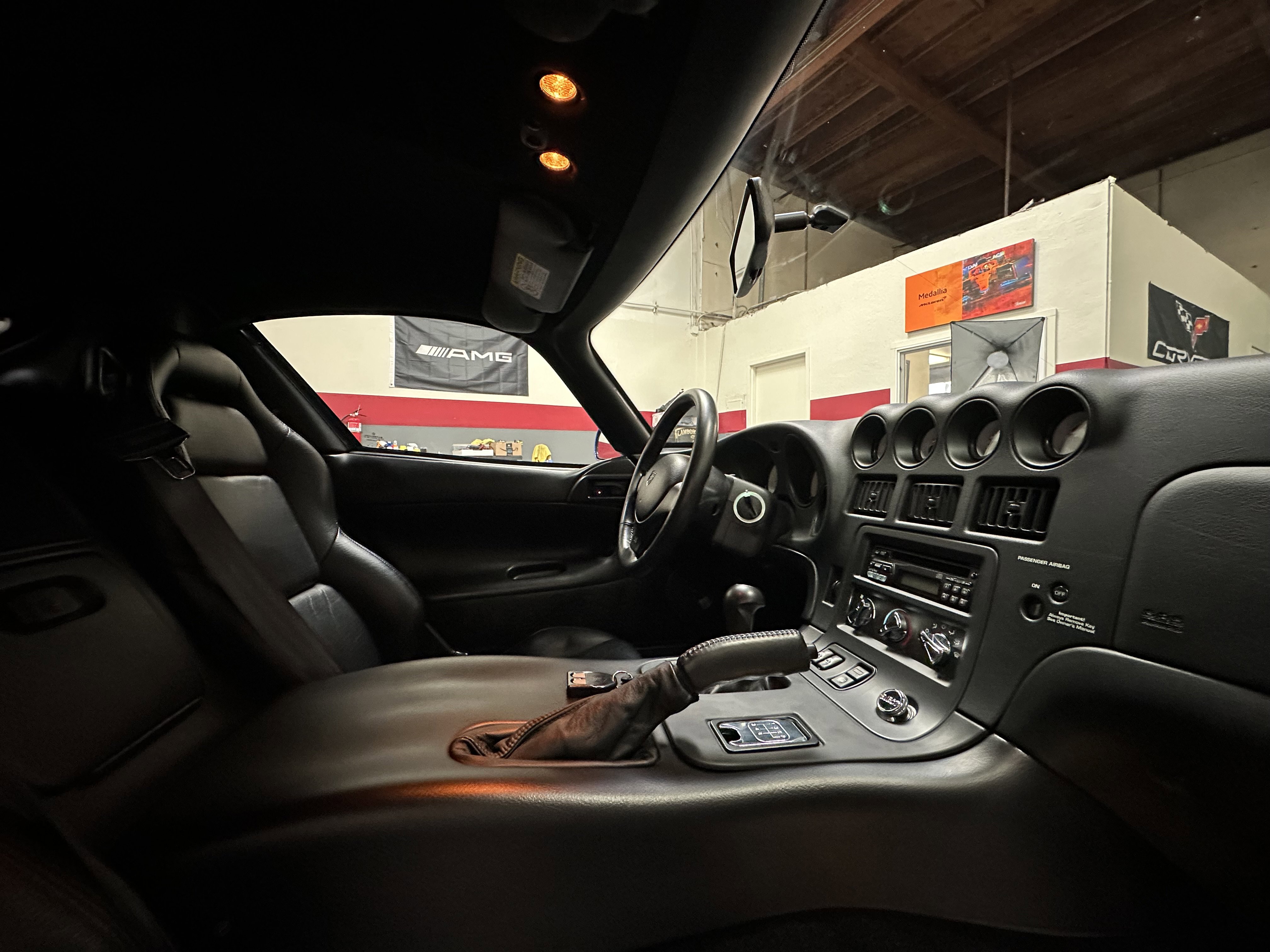 Used 1997 Dodge Viper GTS image 20