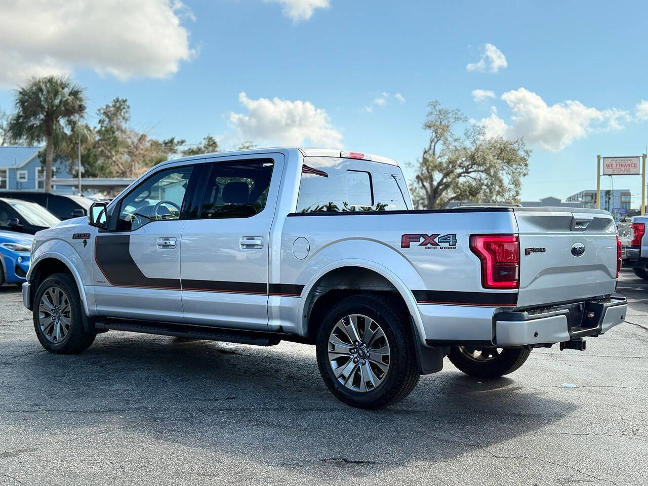 Used 2017 Ford F150 Lariat w/ Equipment Group 502A Luxury image 5