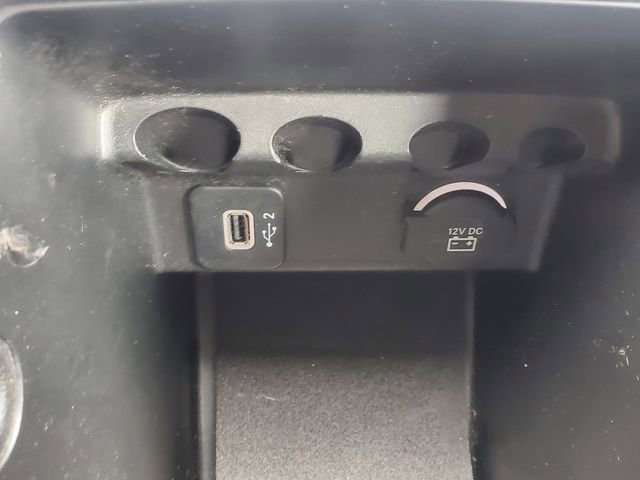 Used 2019 Jeep Cherokee Latitude w/ Popular Appearance Group image 33