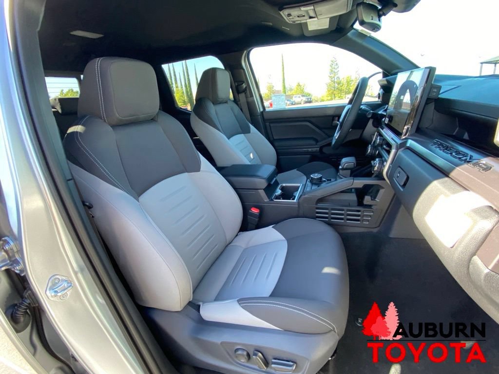 New 2026 Toyota Tacoma TRD Off-Road w/ TRD Off Road Upgrade Package AWD/4WD image 15