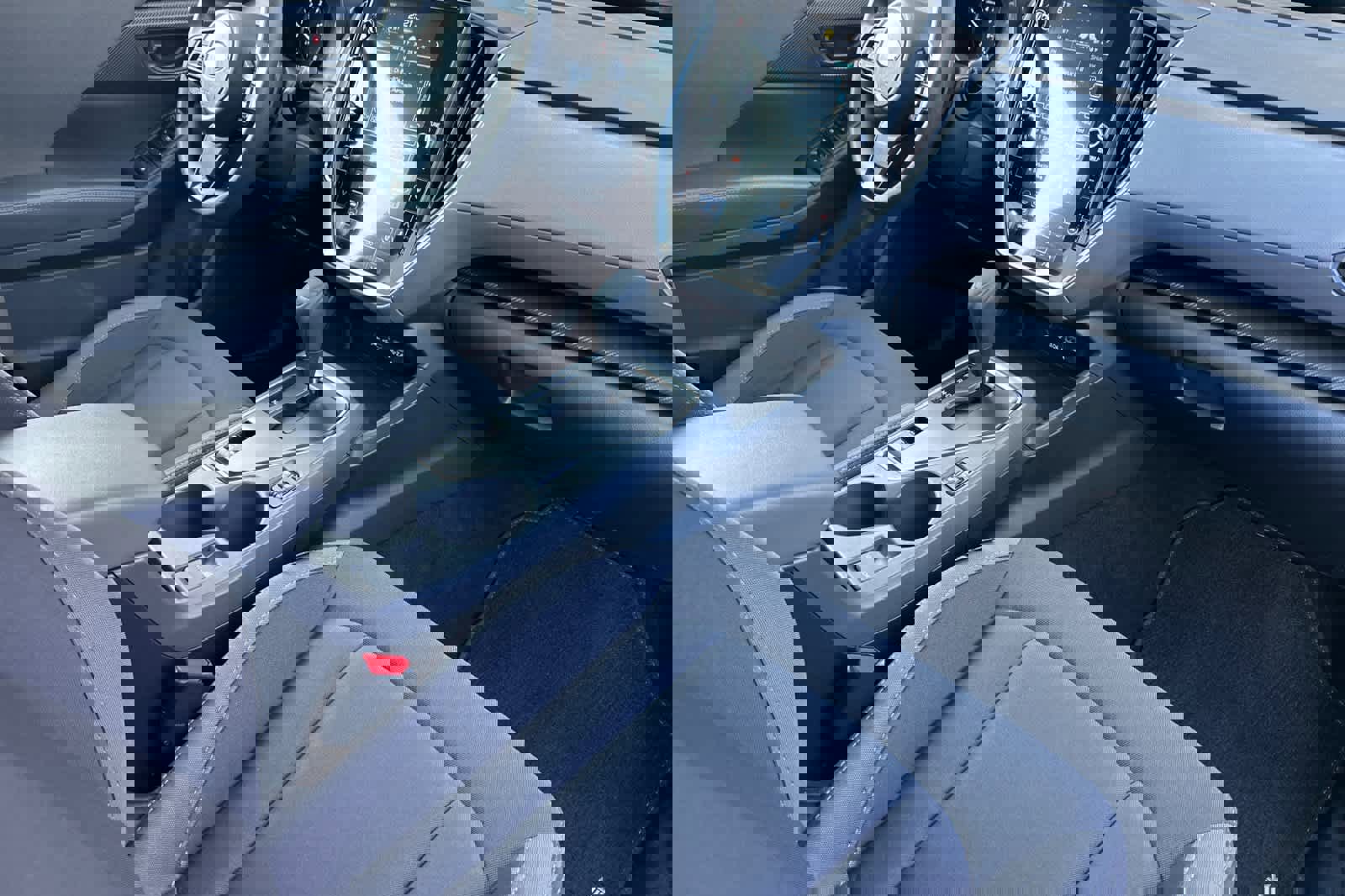 Used 2025 Subaru Crosstrek 2.0i Premium image 15