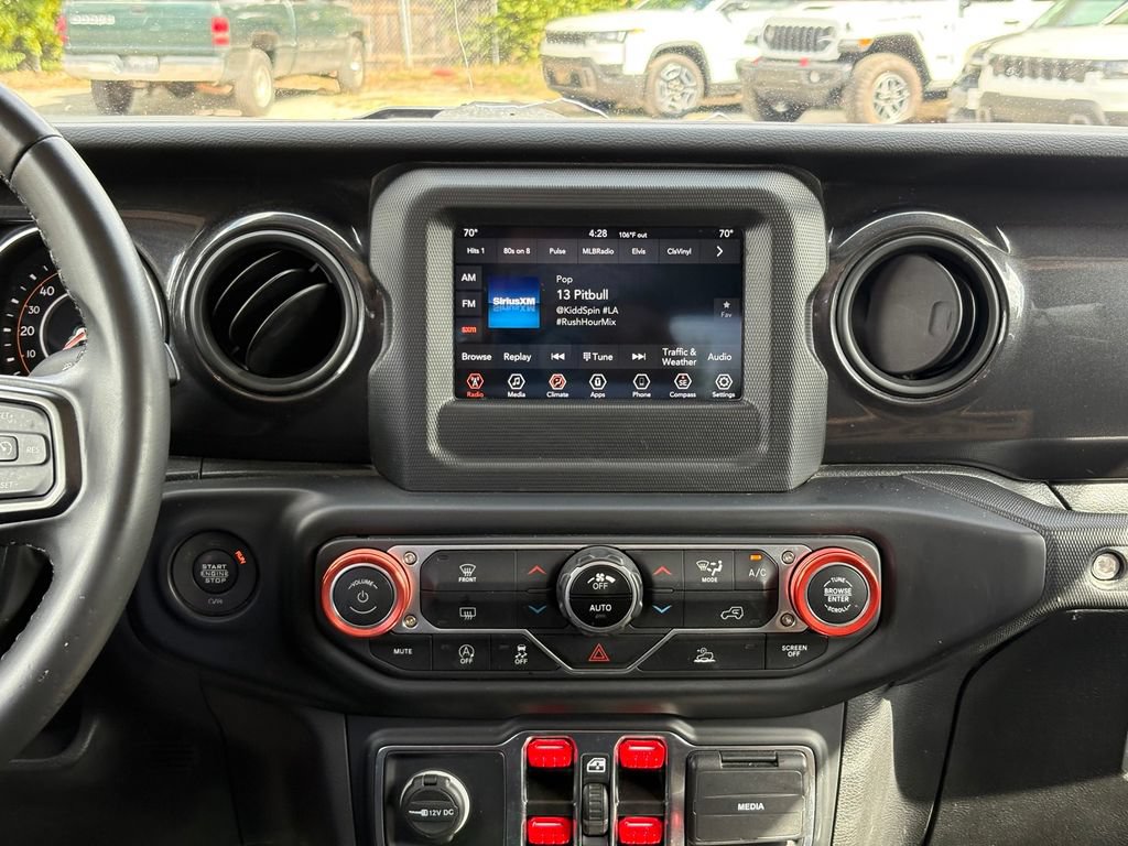 Used 2022 Jeep Gladiator Sport AWD/4WD image 16