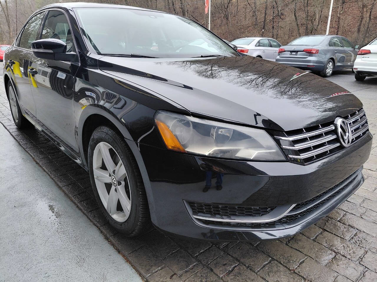 Used 2013 Volkswagen Passat TDI SE image 5