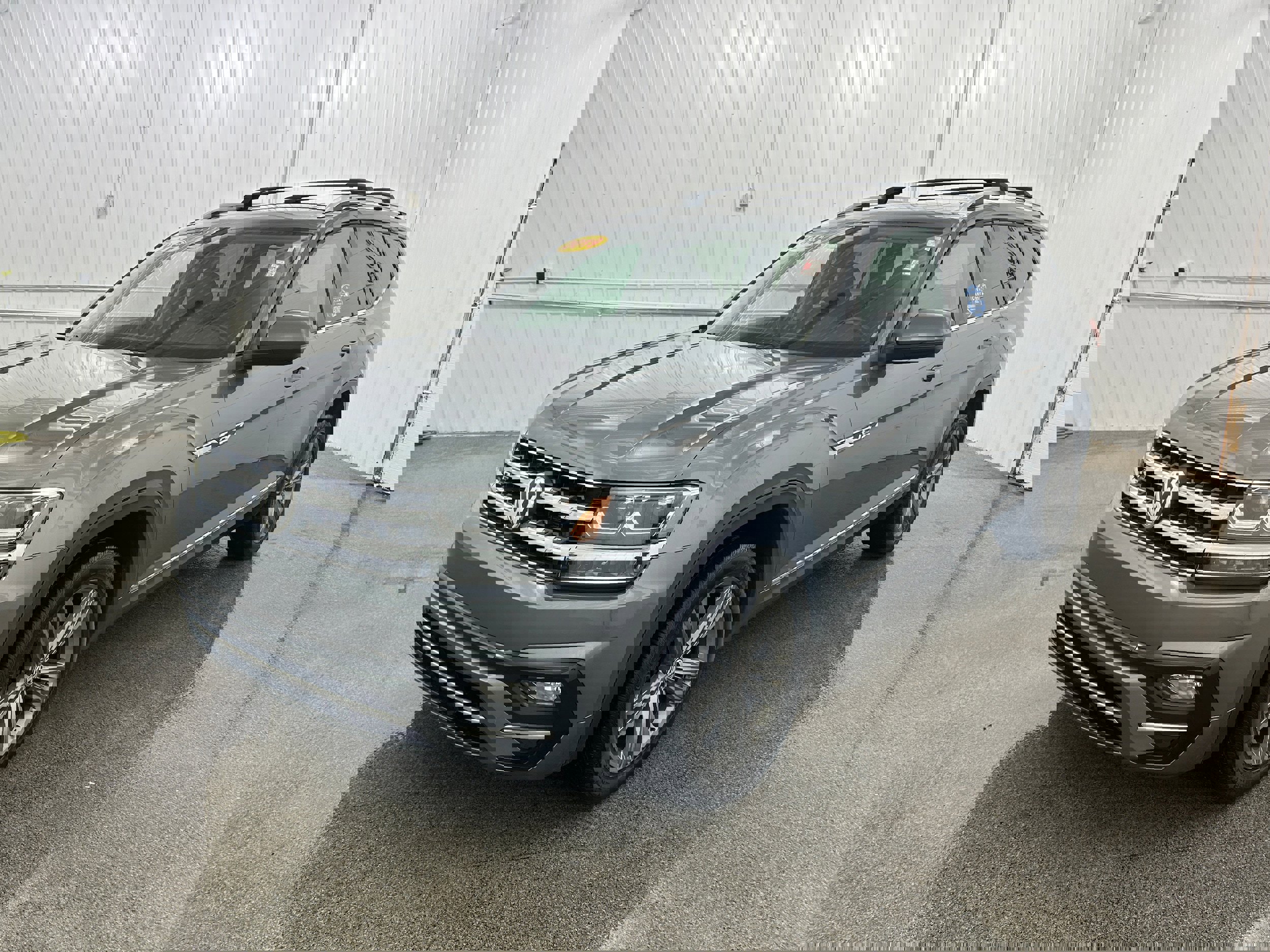 Used 2019 Volkswagen Atlas SEL R-Line image 17