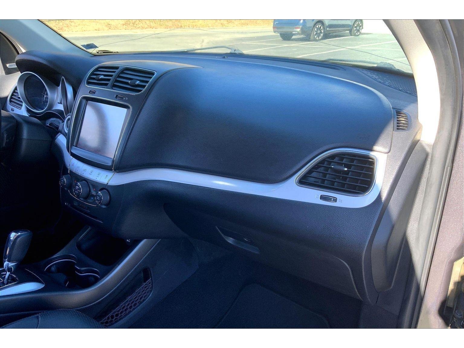 Used 2019 Dodge Journey GT image 15