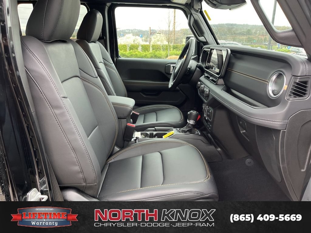 New 2026 Jeep Gladiator Sport AWD/4WD image 25