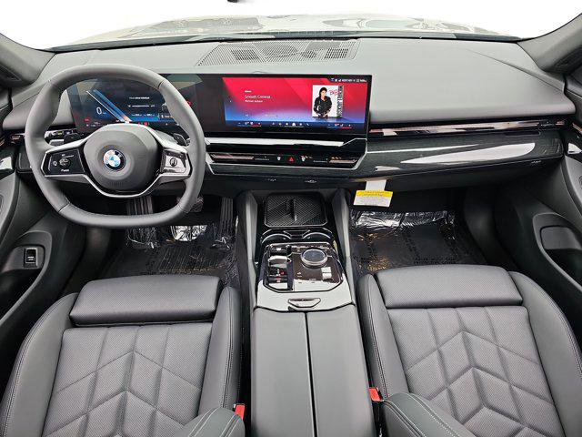 Used 2024 BMW 530i w/ Convenience Package image 9