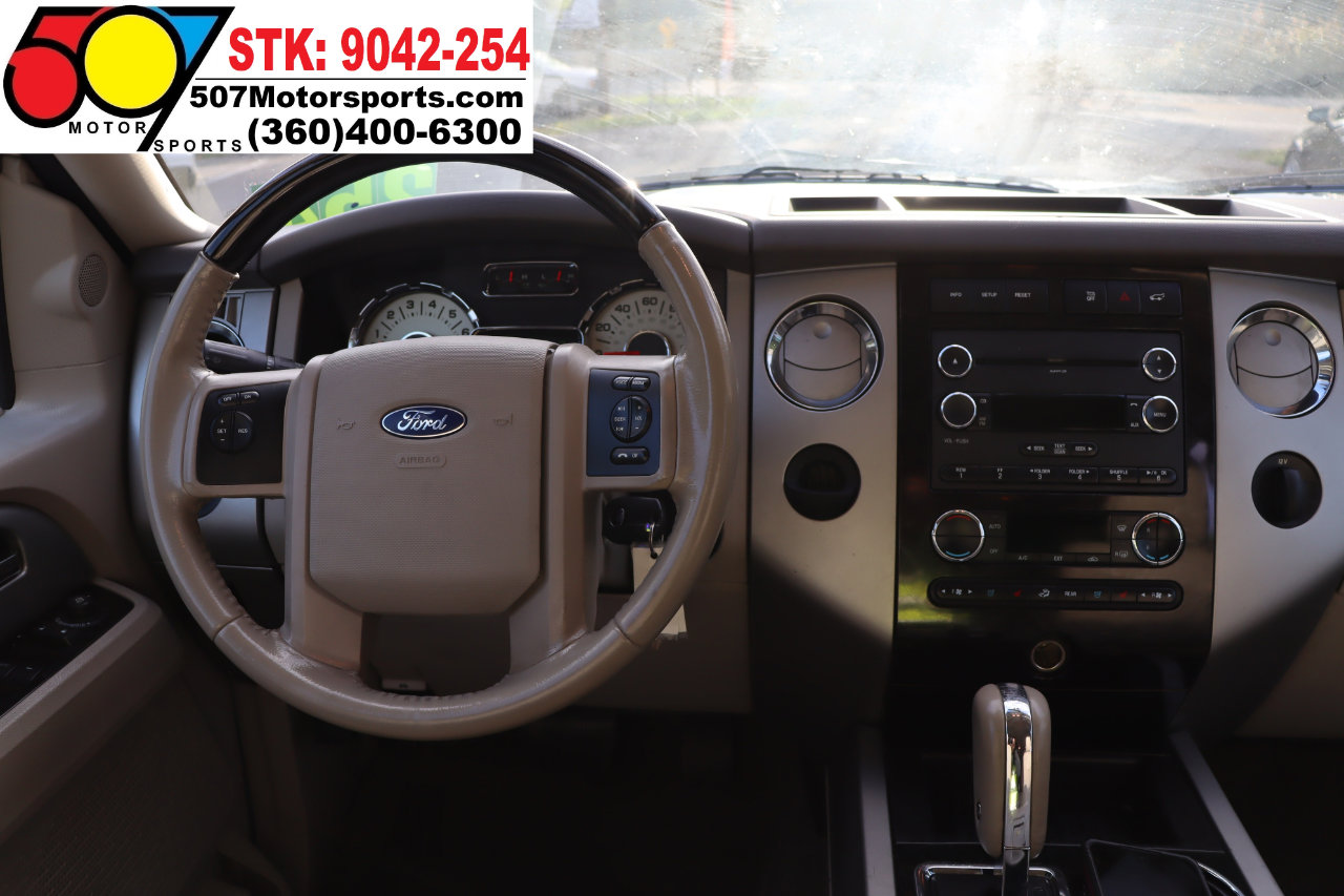 Used 2012 Ford Expedition EL Limited image 19