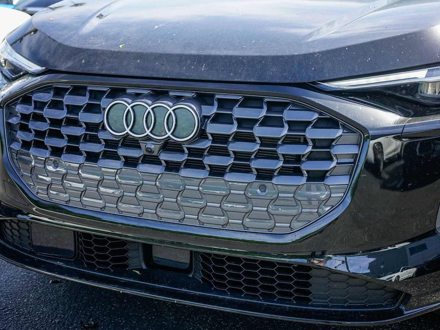 Used 2025 Audi Q5 Premium Plus w/ Premium Plus image 8