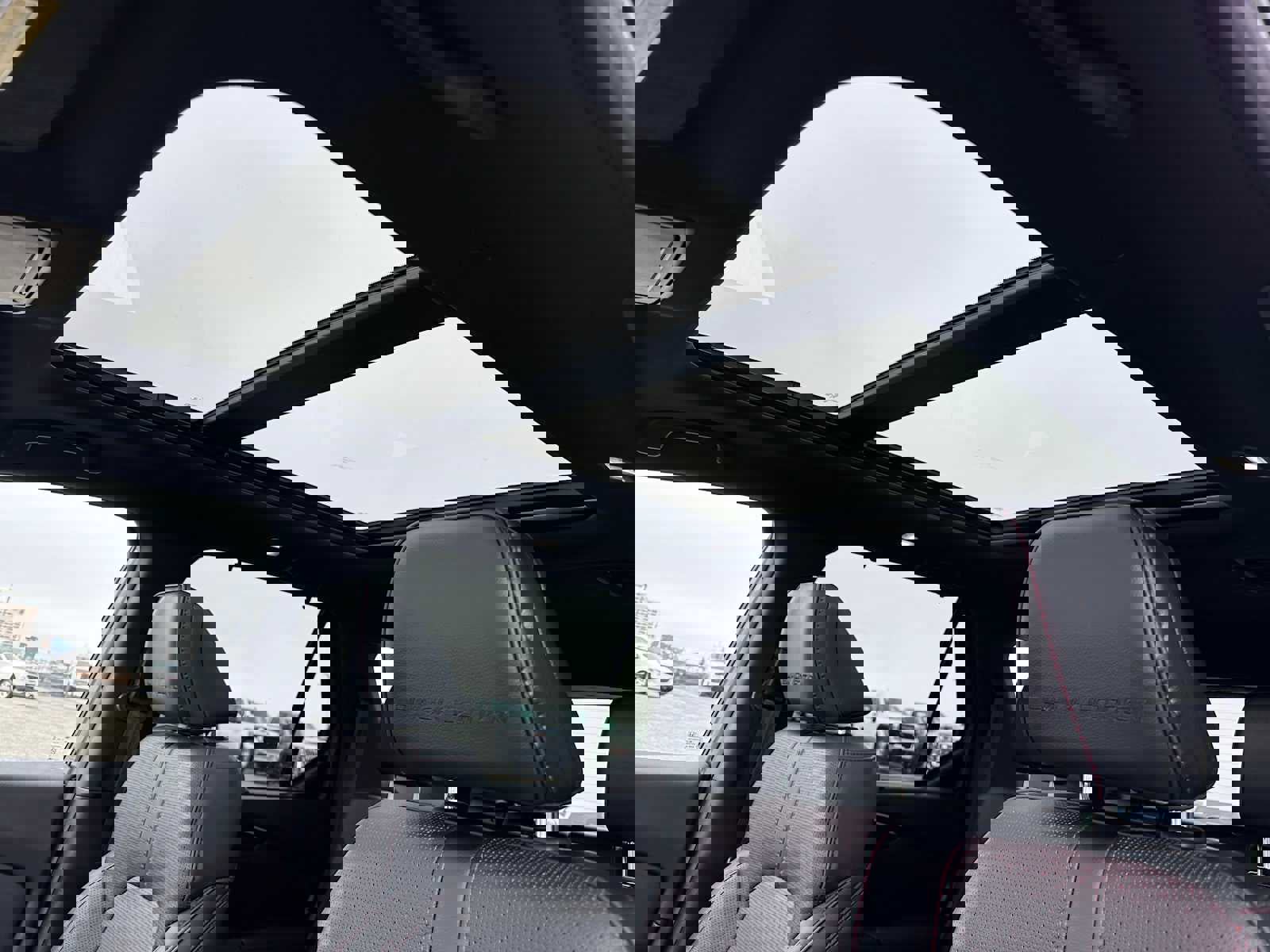 Used 2025 Honda Pilot Black Edition image 23