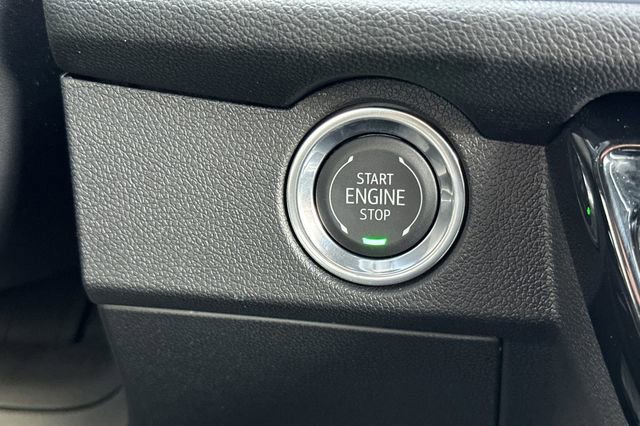 New 2026 Chevrolet Traverse High Country FWD image 31