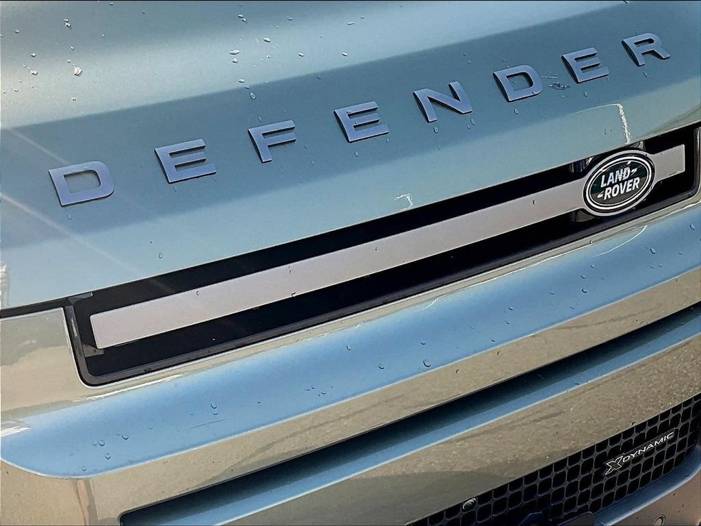Used 2022 Land Rover Defender 110 X-Dynamic SE AWD/4WD image 35