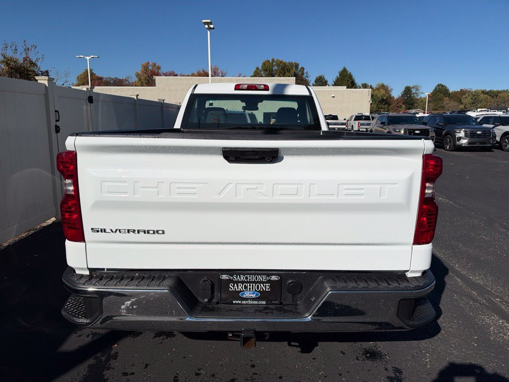 Used 2025 Chevrolet Silverado 1500 W/T RWD image 5