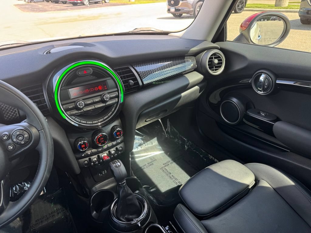 Used 2015 MINI Cooper S FWD image 2