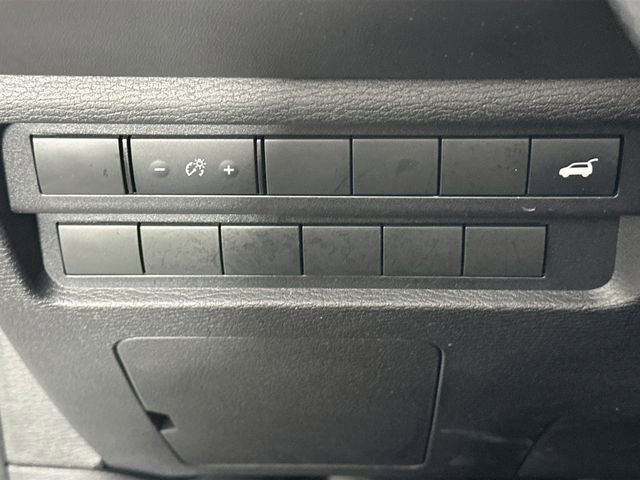 Used 2022 Mitsubishi Outlander SE image 21