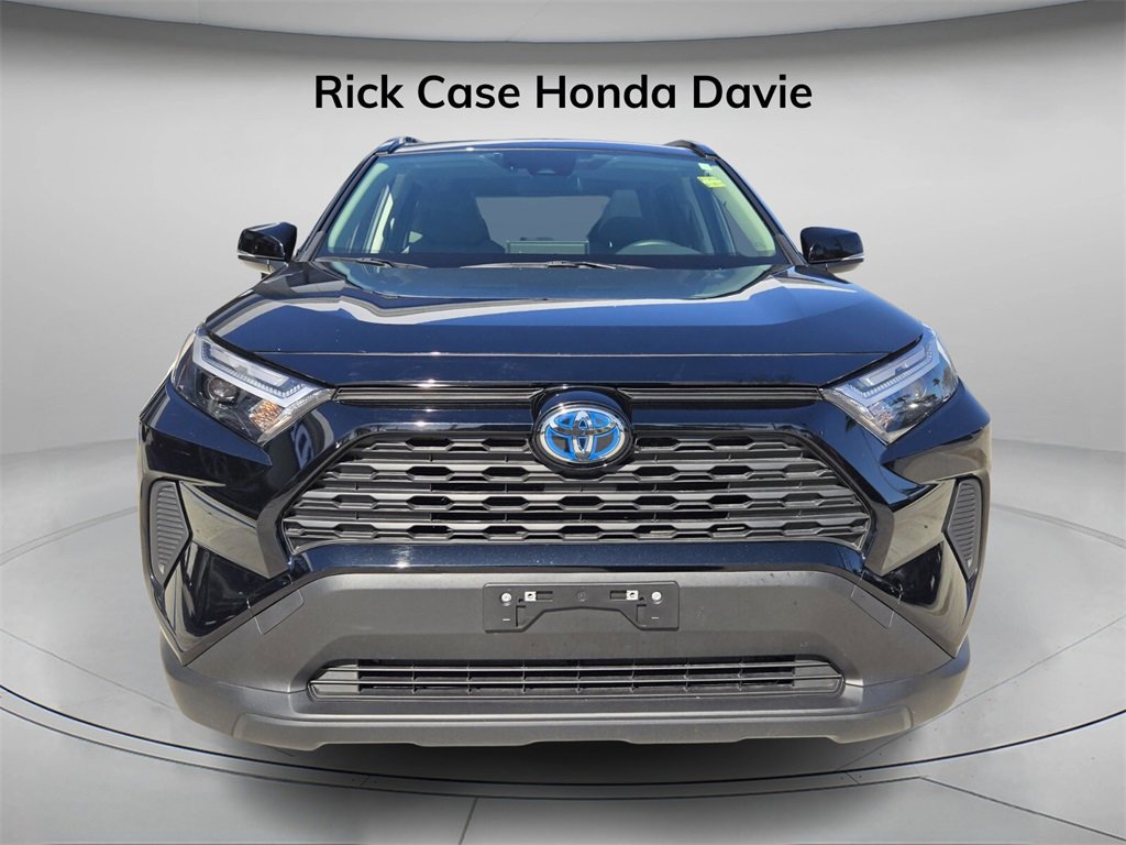 Used 2024 Toyota RAV4 XLE image 5