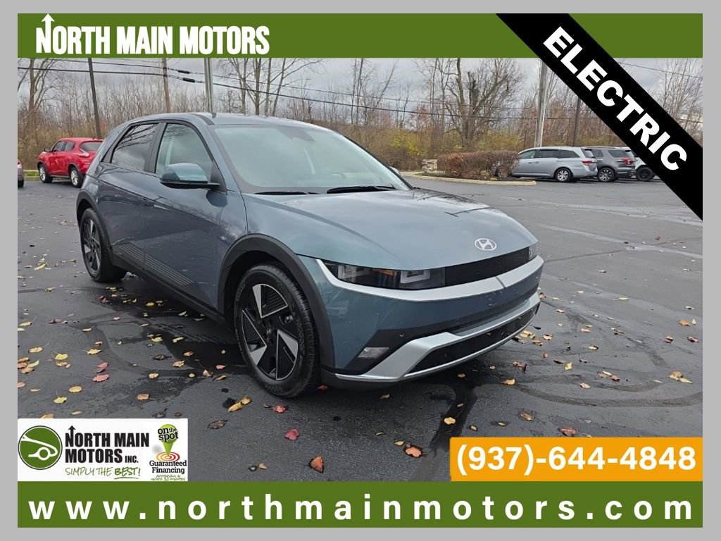 Used 2025 Hyundai Ioniq 5 SE image 1