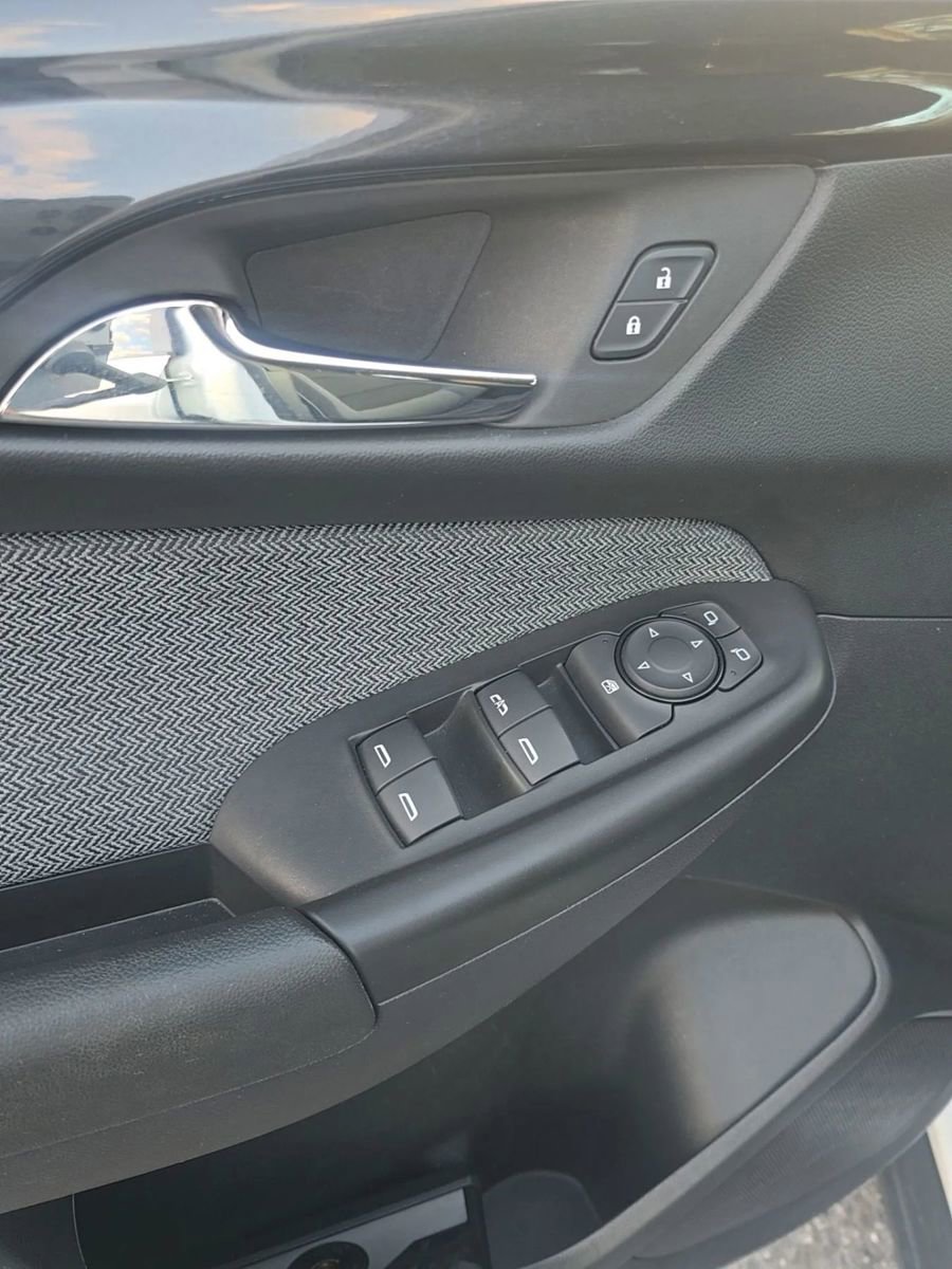 Used 2025 Chevrolet TrailBlazer LT image 13